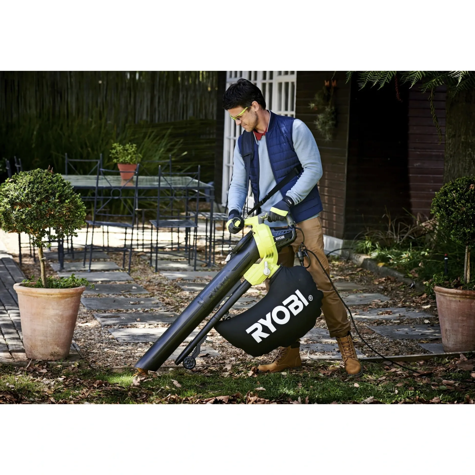Ryobi RBV3000CESV LØVSUGER 3000 W